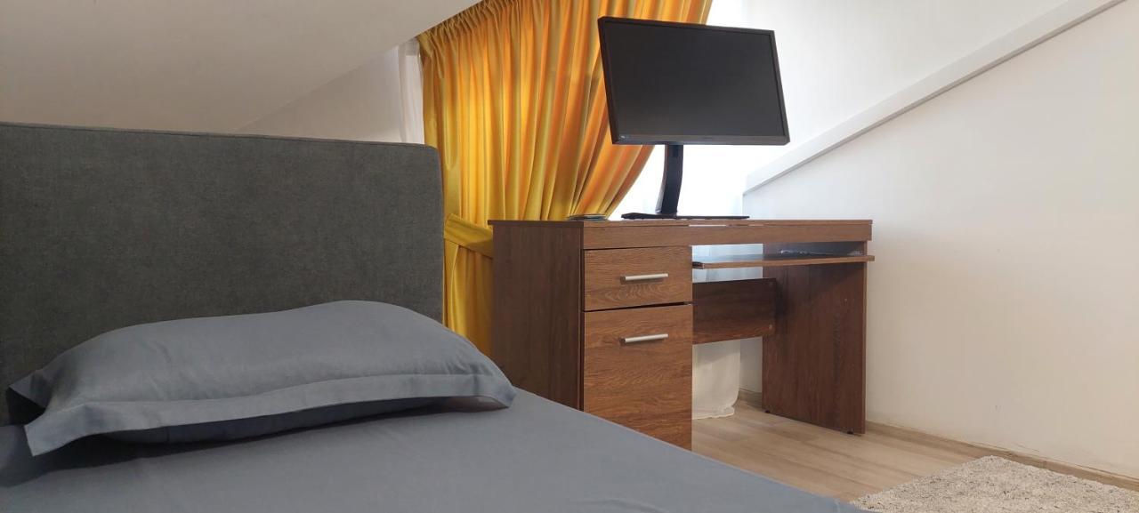 Central Palace Iasi Apart 2 Екстериор снимка